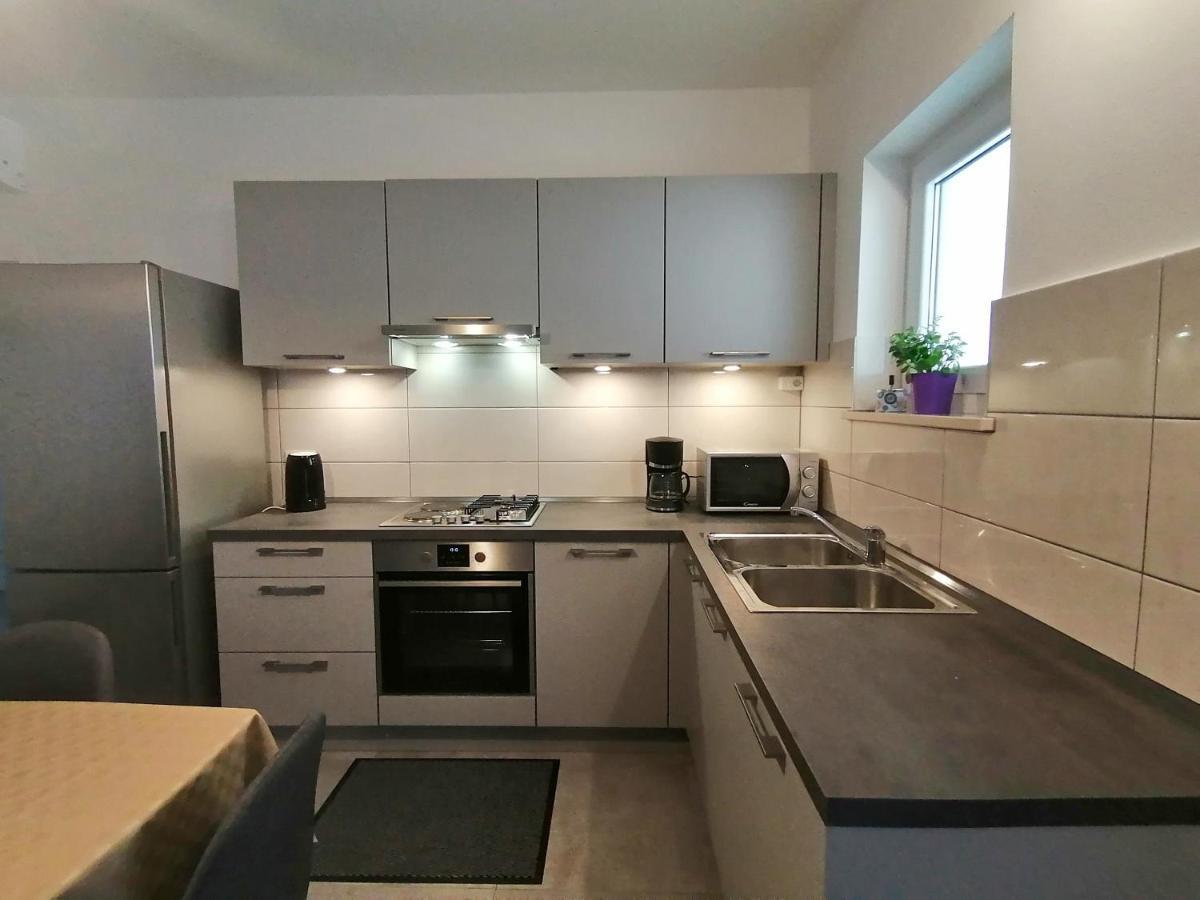 Holiday Apartment Dunja Пула Екстериор снимка