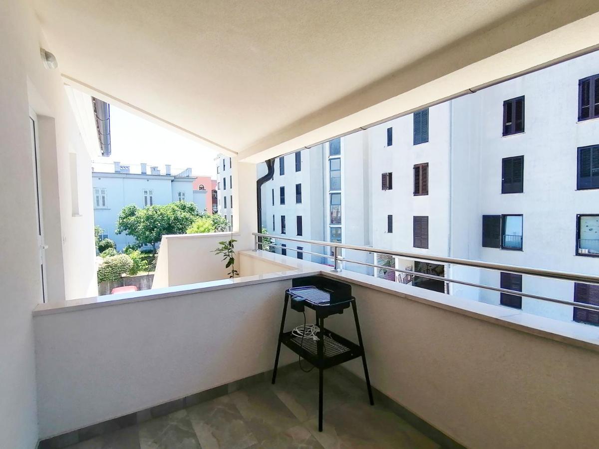 Holiday Apartment Dunja Пула Екстериор снимка