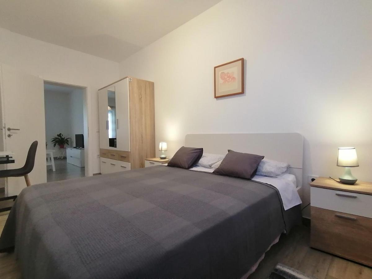Holiday Apartment Dunja Пула Екстериор снимка