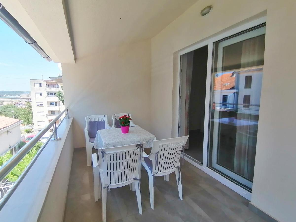 Holiday Apartment Dunja Пула Екстериор снимка