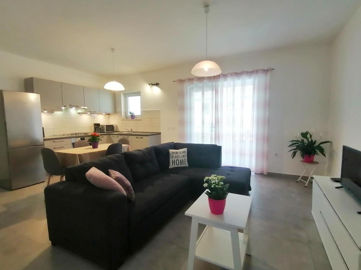Holiday Apartment Dunja Пула Екстериор снимка