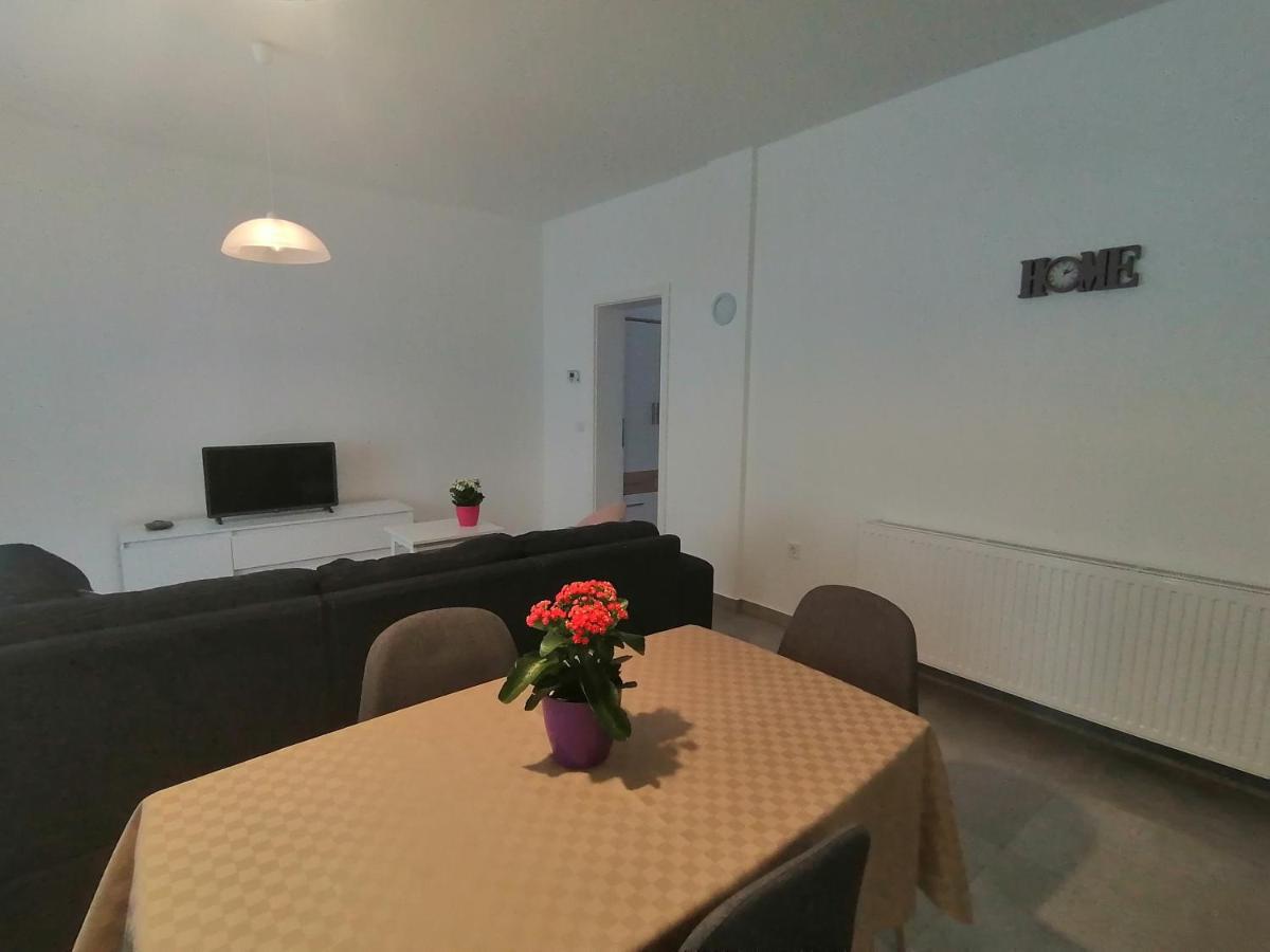Holiday Apartment Dunja Пула Екстериор снимка