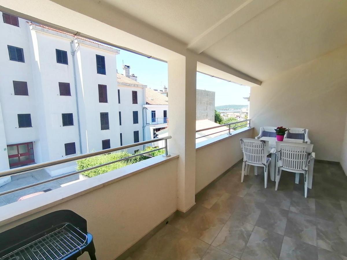 Holiday Apartment Dunja Пула Екстериор снимка