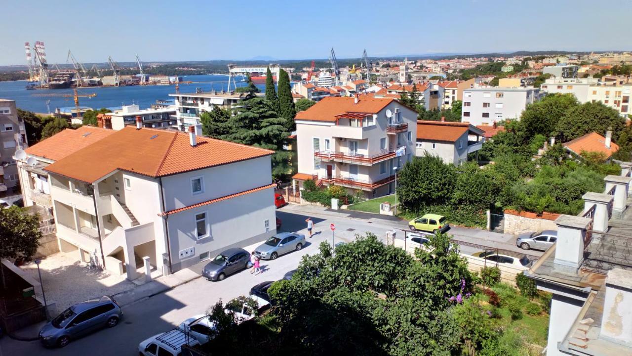 Holiday Apartment Dunja Пула Екстериор снимка